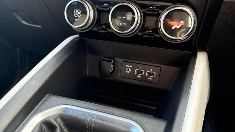 Renault Clio 1.0 TCe 100 S Edition 5dr Petrol Hatchback